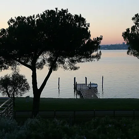 Cocca Royal Thai Hotel