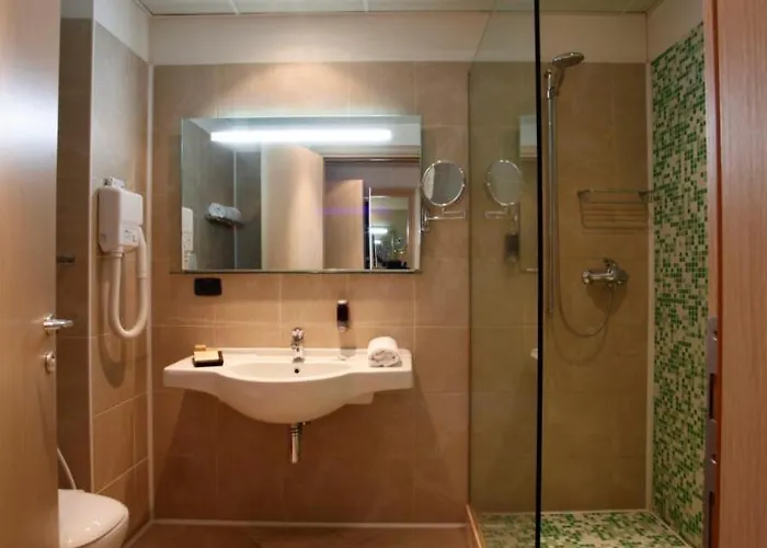 Cocca Royal Thai Hotel 4*