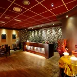 Cocca Royal Thai מלון