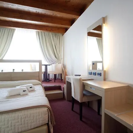 Cocca Royal Thai Отель 4*