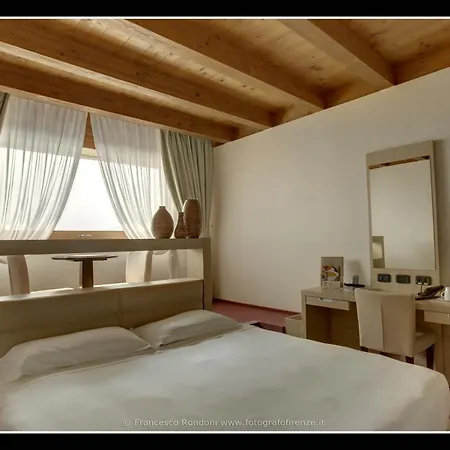 Cocca Royal Thai Ξενοδοχείο Sarnico