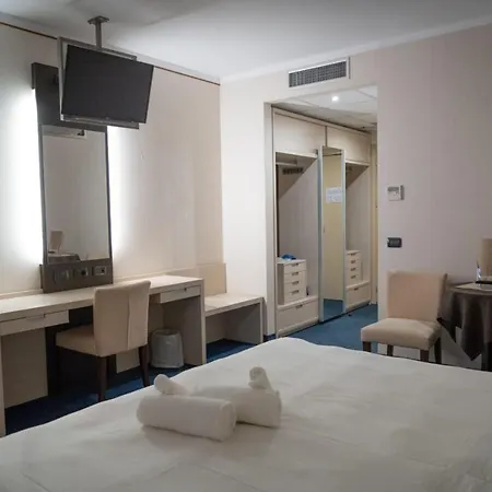 ホテル Cocca Royal Thai 4*