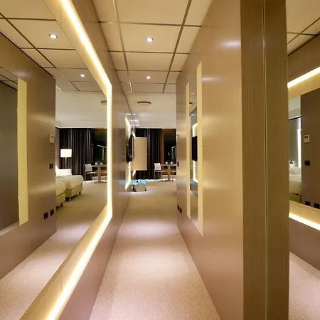 Cocca Royal Thai Ξενοδοχείο 4*