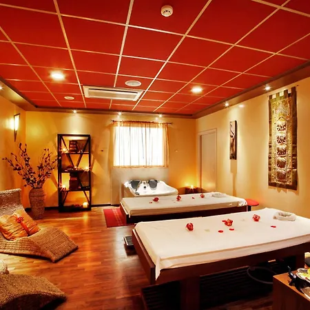Cocca Royal Thai Отель 4*