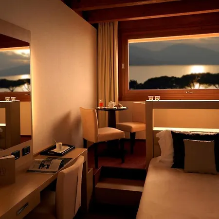 Отель Cocca Royal Thai 4*