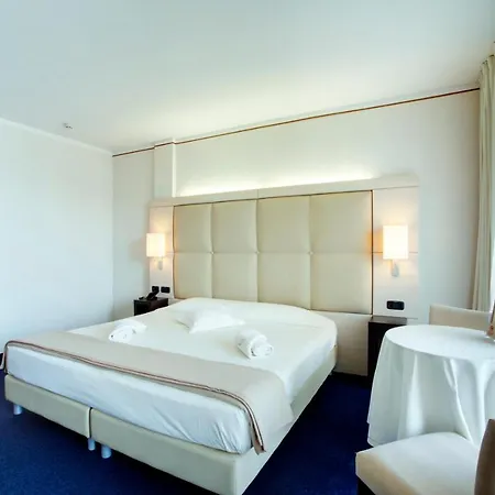 Cocca Royal Thai 4* Sarnico