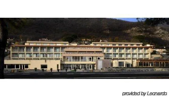 科卡皇家泰式温泉酒店 萨尼科